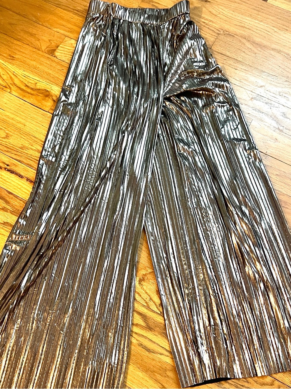 By Together, Metallic Pleated Wide Leg Palazzo Pants True Gold Cocktail,Size S - Picture 4 of 8